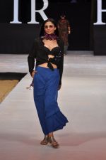 Model walk the ramp for Asmita Marwah Show at IRFW 2012 Day 3 in Goa on 30th Nov 2012 (23).JPG